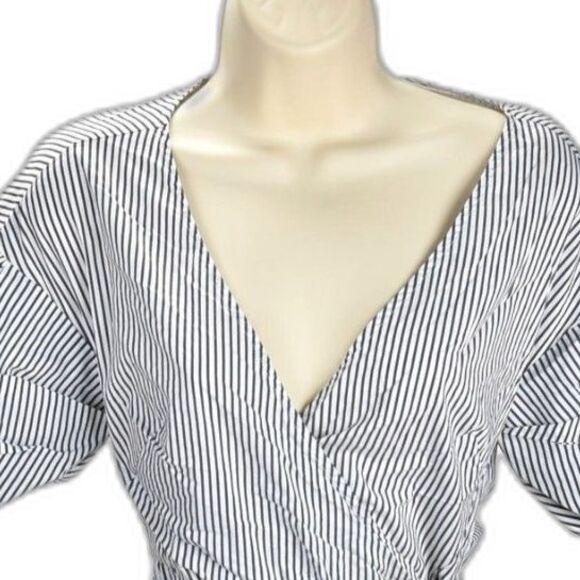 Bebe Black and White Striped Wrap Blouse Balloon Sleeve Size XS - Picture 3 of 5